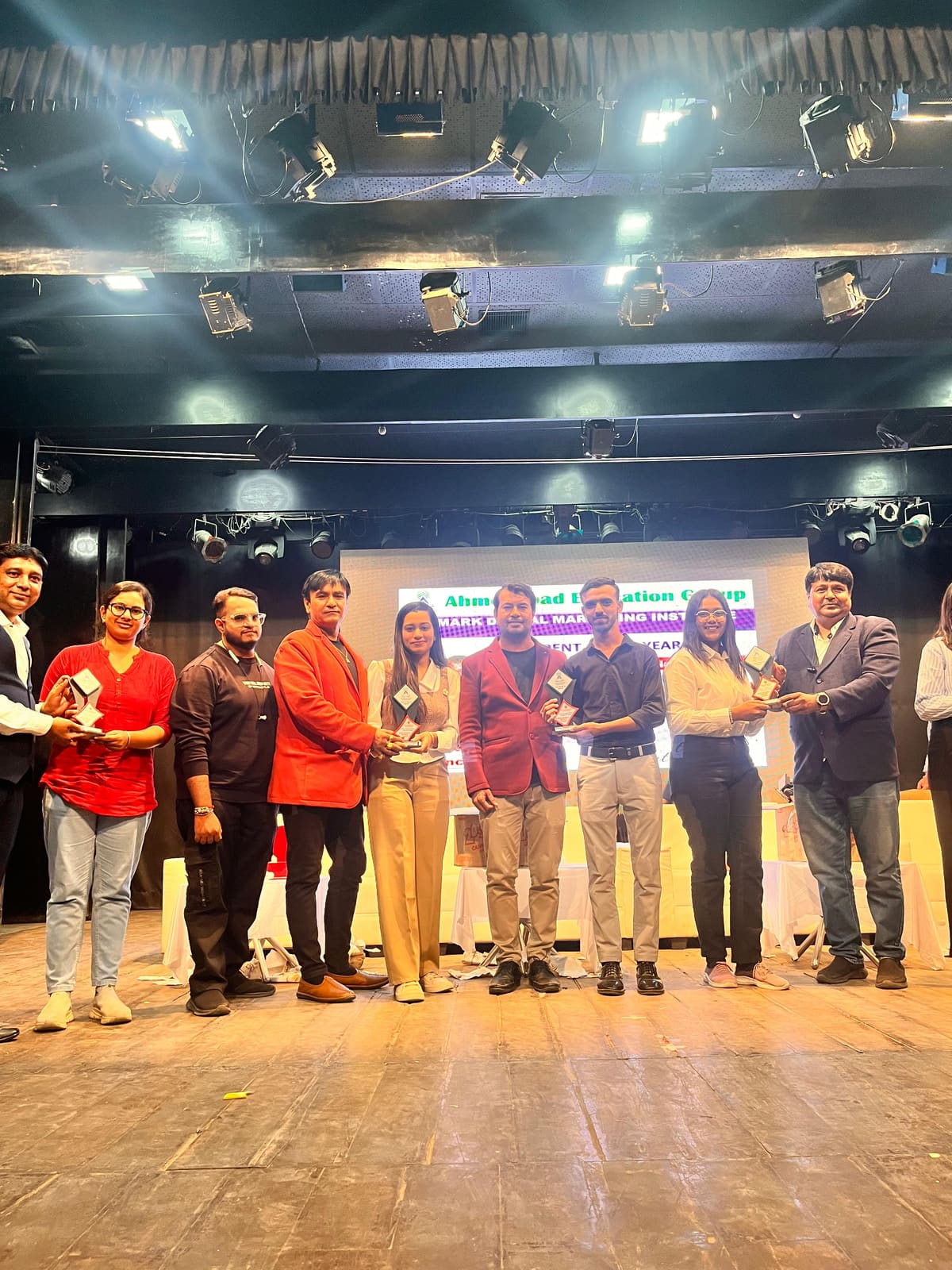 Upmark digital marketing institute Ahmedabad — campus moment 17